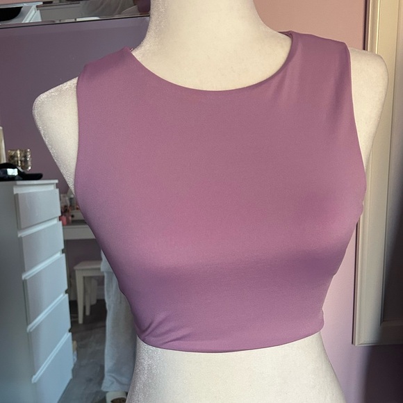 💜Purple cropped tank top💜 - Picture 1 of 5